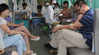 2012��8����Ѫ�